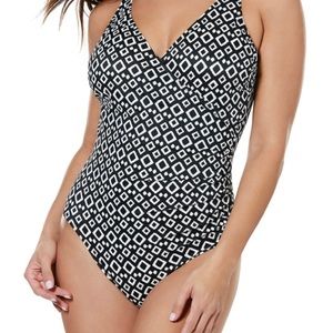 Miraclesuit Kirkland Signature swimsuit